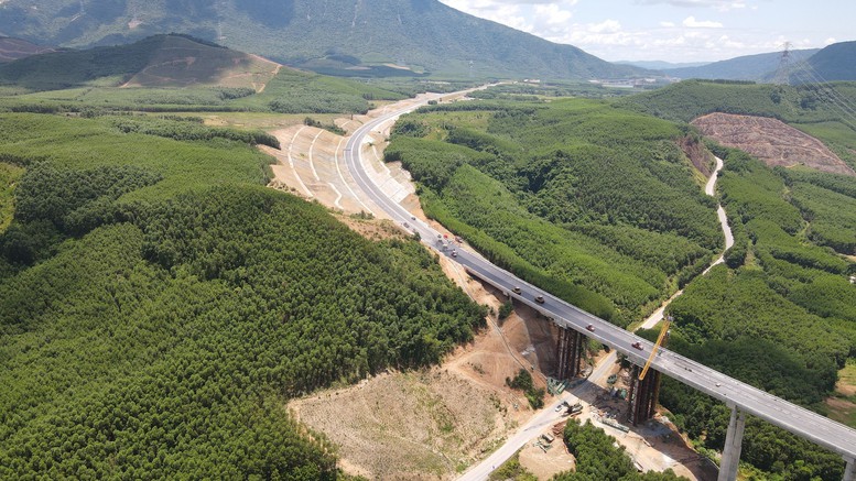 Thông tuyến cao tốc từ Hà Nội đến Đà Nẵng vào ngày 19/8- Ảnh 4.