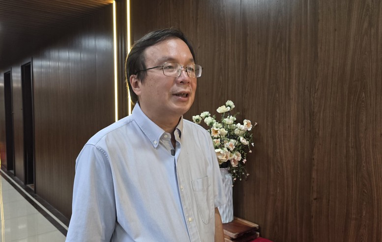 Thị trường sách, đồ dùng học tập sôi động trước thềm năm học mới- Ảnh 3.