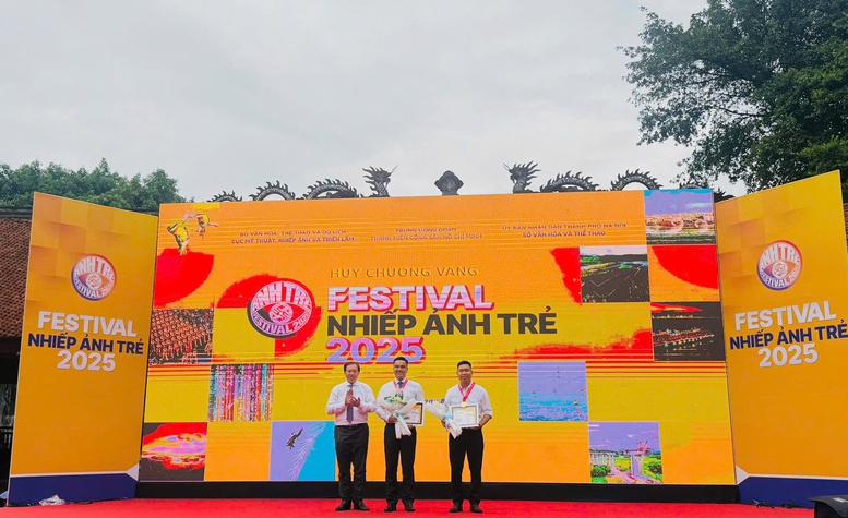 Trao giải cho 17 tác phẩm xuất sắc tại Festival Nhiếp ảnh trẻ - Ảnh 1.