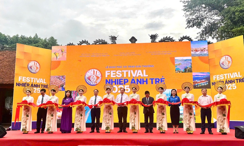 Trao giải cho 17 tác phẩm xuất sắc tại Festival Nhiếp ảnh trẻ - Ảnh 2.