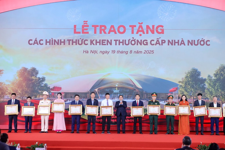 TỔNG THUẬT: Lễ khởi công, khánh thành 250 công trình tiêu biểu trên cả nước chào mừng Cách mạng tháng Tám và Quốc khánh 2/9- Ảnh 13.