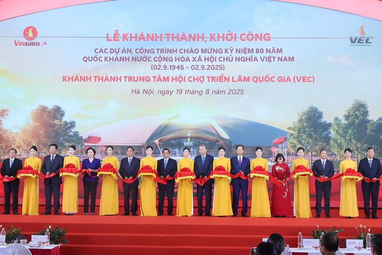 TỔNG THUẬT: Lễ khởi công, khánh thành 250 công trình tiêu biểu trên cả nước chào mừng Cách mạng tháng Tám và Quốc khánh 2/9- Ảnh 1.