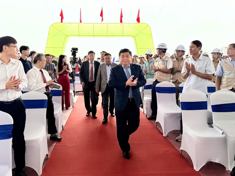 TRỰC TIẾP: Lễ khởi công, khánh thành 250 công trình tiêu biểu trên cả nước chào mừng Cách mạng tháng Tám và Quốc khánh 2/9- Ảnh 11.