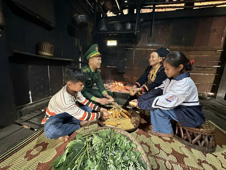 Thiếu tá Vũ Văn Cường - người viết bản anh hùng ca nơi biên cương Tổ quốc- Ảnh 3.