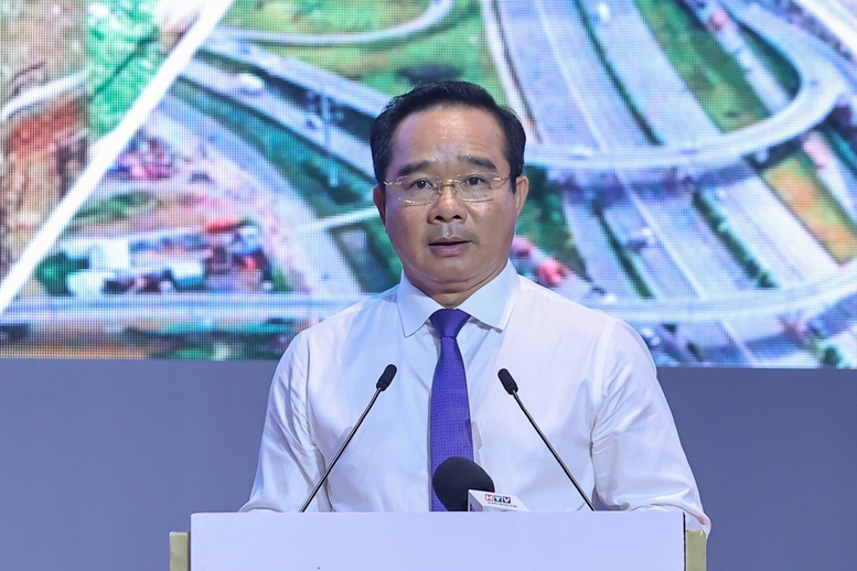 Thủ tướng: TPHCM và Đông Nam Bộ đều có không gian phát triển mới, cần hành động quyết liệt hơn để kiến tạo phát triển- Ảnh 4.