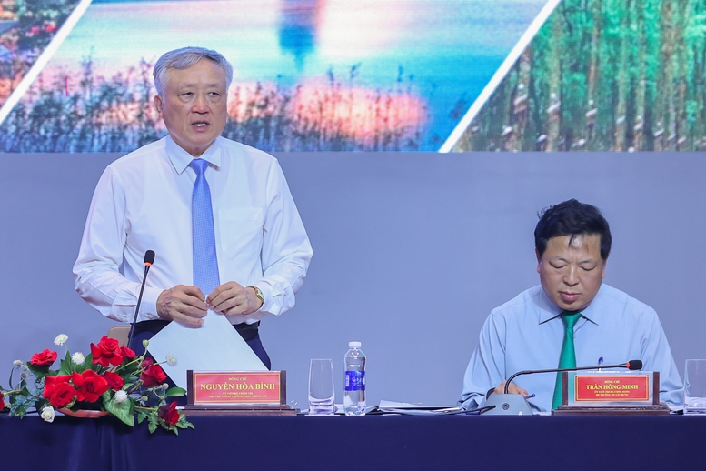 Thủ tướng: TPHCM và Đông Nam Bộ đều có không gian phát triển mới, cần hành động quyết liệt hơn để kiến tạo phát triển- Ảnh 3.