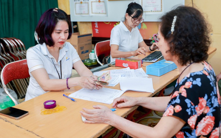 Không đóng BHXH, cán bộ xã nghỉ tinh giản được trợ cấp gì?