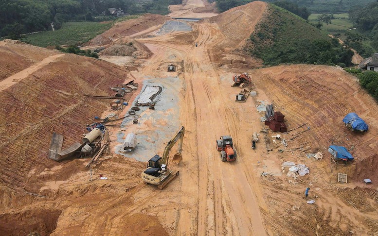 Ngành xây dựng nỗ lực giải ngân gần 60.000 tỷ đồng vốn đầu tư công trong 5 tháng cuối năm