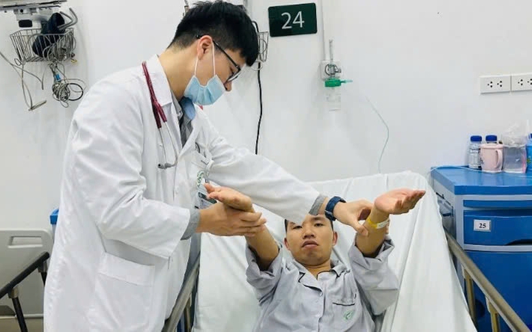 Kết hợp hiệu quả Đông y và Tây y điều trị bệnh đột quỵ não