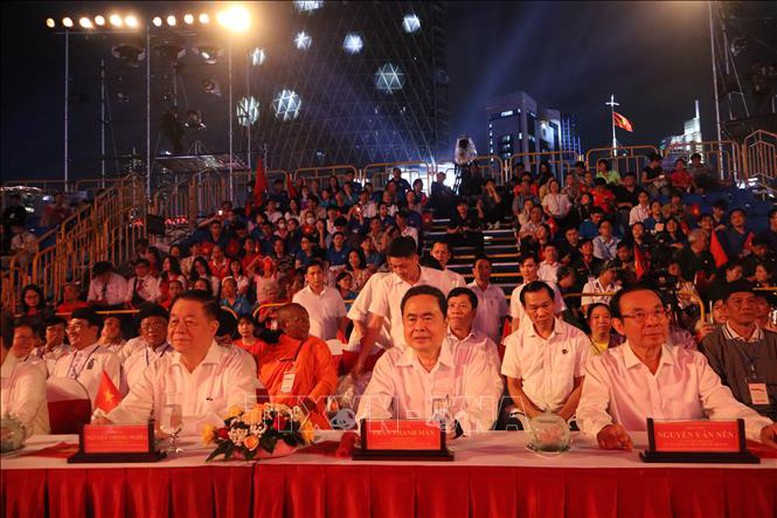 Cầu truyền hình 'Thời cơ vàng' - Lan tỏa khát vọng xây dựng một Việt Nam hùng cường- Ảnh 3.
