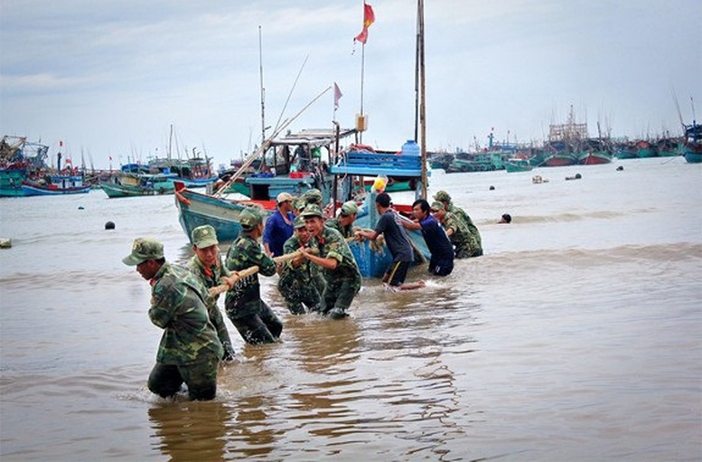 Thủ tướng yêu cầu triển khai ứng phó bão số 5 với tinh thần khẩn trương nhất, quyết liệt nhất- Ảnh 1.