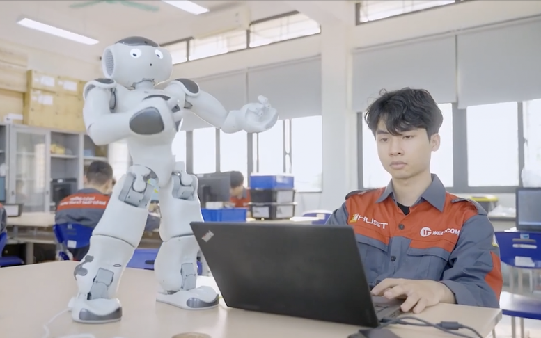 Điểm chuẩn ngành Khoa học máy tính, AI chạm ngưỡng gần tuyệt đối