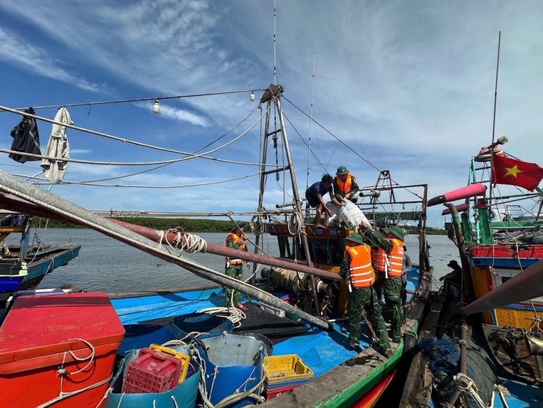 Công điện của Thủ tướng Chính phủ tiếp tục triển khai quyết liệt công tác ứng phó bão số 5- Ảnh 1.
