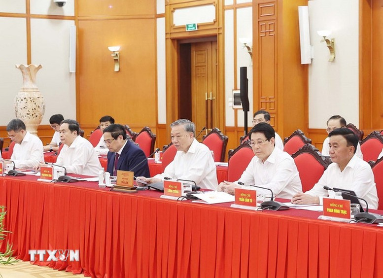 Bộ Chính trị làm việc với Ban Thường vụ Quân ủy Trung ương- Ảnh 3.