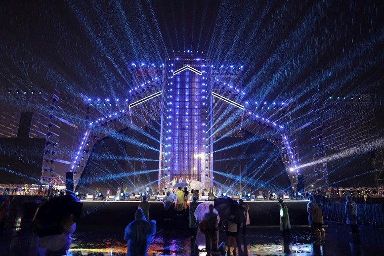 Concert "Việt Nam trong tôi" vượt qua thời tiết, thêm 1 chương trình rất ý nghĩa- Ảnh 1.