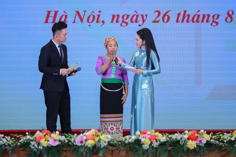 TRỰC TIẾP: Hội nghị tổng kết chương trình và phong trào thi đua xóa nhà tạm, nhà dột nát- Ảnh 15.