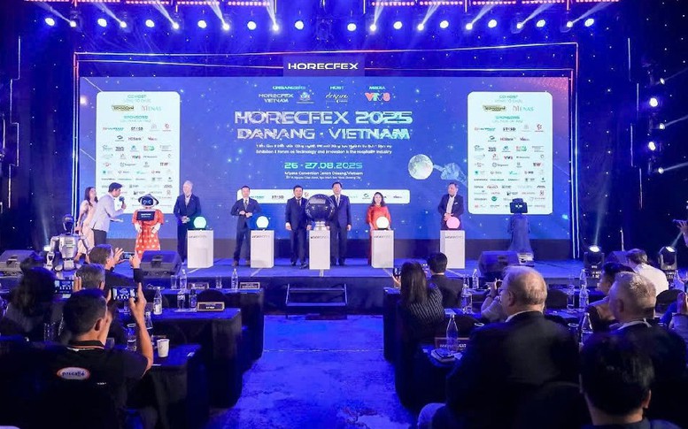 Bứt phá ngành du lịch, dịch vụ bằng công nghệ và đổi mới sáng tạo