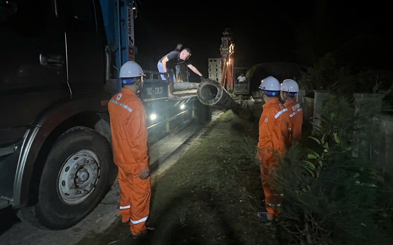 Trên 1,3 triệu khách hàng của EVNNPC đã được cấp điện trở lại sau bão số 5