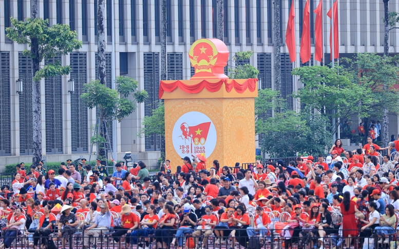 Không khí phấn khởi trước Lễ Sơ duyệt diễu binh, diễu hành 80 năm Quốc khánh