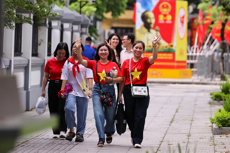 Không khí phấn khởi trước Lễ Sơ duyệt diễu binh, diễu hành 80 năm Quốc khánh- Ảnh 4.