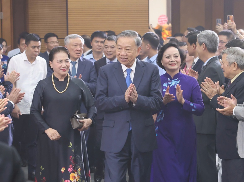 80 năm ngành Nội vụ: Xây dựng nền hành chính vững mạnh, phụng sự Tổ quốc, Nhân dân- Ảnh 1.