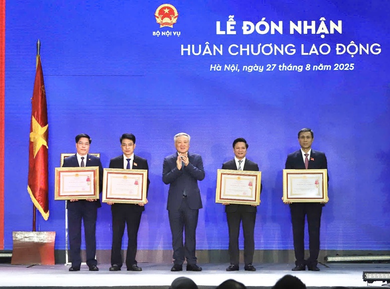 Tổng Bí thư Tô Lâm: Ngành nội vụ phải tiên phong kiến tạo nền hành chính hiện đại, bảo đảm an sinh xã hội- Ảnh 3.