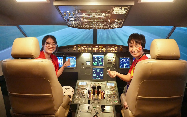 Dấu ấn Vietnam Airlines tại Triển lãm Thành tựu đất nước