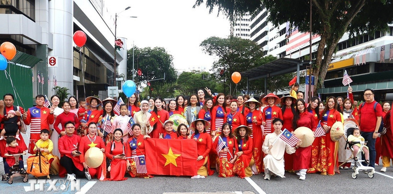 Nhiều hoạt động lan tỏa niềm tự hào dân tộc, thắt chặt tình hữu nghị khắp năm châu- Ảnh 1.