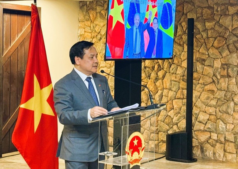 Nhiều hoạt động lan tỏa niềm tự hào dân tộc, thắt chặt tình hữu nghị khắp năm châu- Ảnh 8.