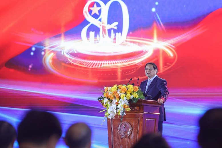 TỔNG THUẬT: Khai mạc trọng thể Triển lãm thành tựu đất nước “80 năm hành trình Độc lập - Tự do - Hạnh phúc”- Ảnh 4.