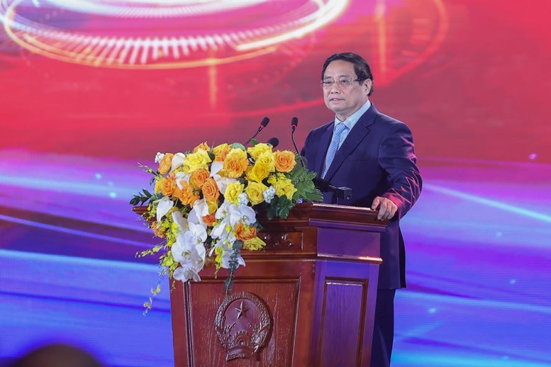 TỔNG THUẬT: Khai mạc trọng thể Triển lãm thành tựu đất nước “80 năm hành trình Độc lập - Tự do - Hạnh phúc”- Ảnh 2.