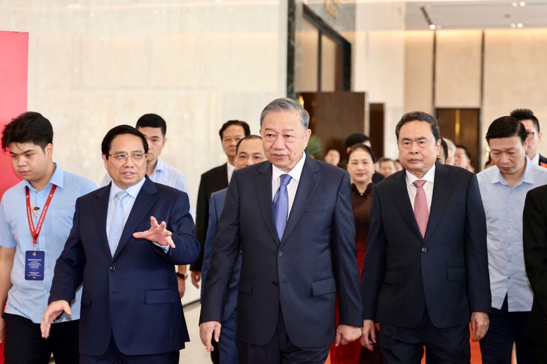 TỔNG THUẬT: Khai mạc trọng thể Triển lãm thành tựu đất nước “80 năm hành trình Độc lập - Tự do - Hạnh phúc”- Ảnh 1.