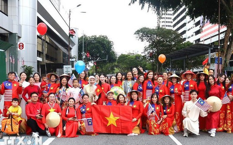 Nhiều hoạt động lan tỏa niềm tự hào dân tộc, thắt chặt tình hữu nghị khắp năm châu