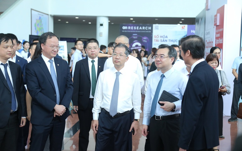 Diễn đàn Tài chính Việt Nam năm 2025: Kết nối mạng lưới tài chính toàn cầu