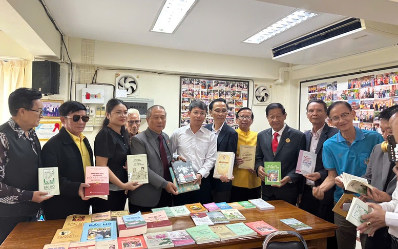 Tổ chức chuỗi hoạt động về Chủ tịch Hồ Chí Minh tại Thái Lan