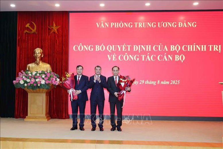 Đồng chí Phạm Gia Túc giữ chức Chánh Văn phòng Trung ương Đảng- Ảnh 2.