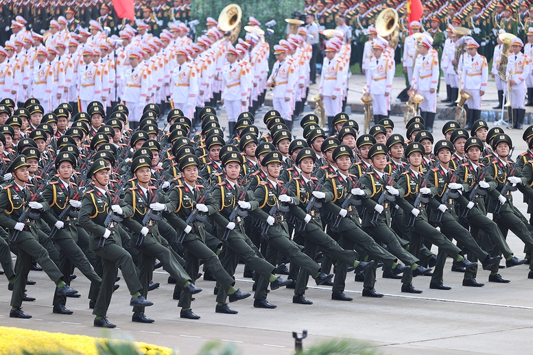 TỔNG THUẬT: Lễ Tổng duyệt chương trình diễu binh, diễu hành kỷ niệm 80 năm Quốc khánh 2/9- Ảnh 39.