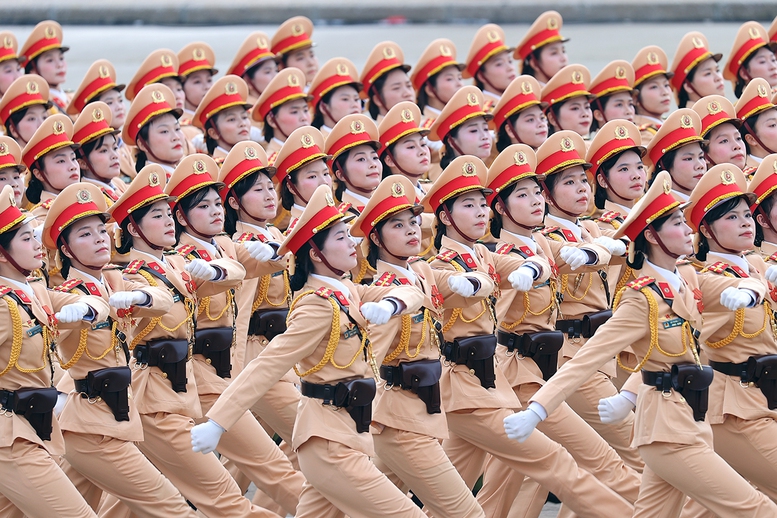 TỔNG THUẬT: Lễ Tổng duyệt chương trình diễu binh, diễu hành kỷ niệm 80 năm Quốc khánh 2/9- Ảnh 34.