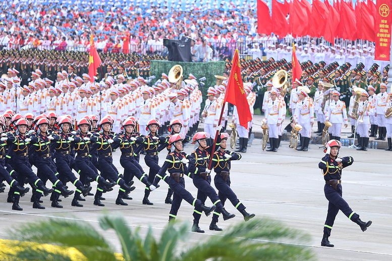 TỔNG THUẬT: Lễ Tổng duyệt chương trình diễu binh, diễu hành kỷ niệm 80 năm Quốc khánh 2/9- Ảnh 35.