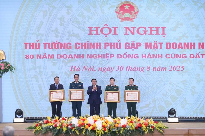 TỔNG THUẬT: Thủ tướng Chính phủ gặp mặt doanh nghiệp- Ảnh 12.