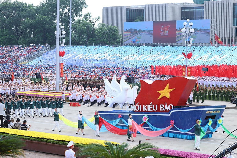 TỔNG THUẬT: Lễ Tổng duyệt chương trình diễu binh, diễu hành kỷ niệm 80 năm Quốc khánh 2/9- Ảnh 58.