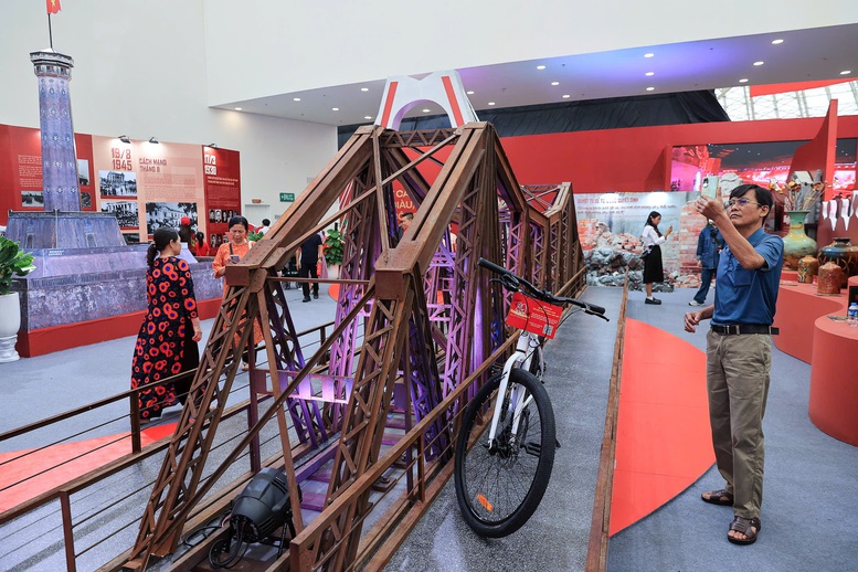 Triển lãm Thành tựu đất nước đón hơn 650.000 lượt khách trong ngày thứ 3 mở cửa- Ảnh 3.