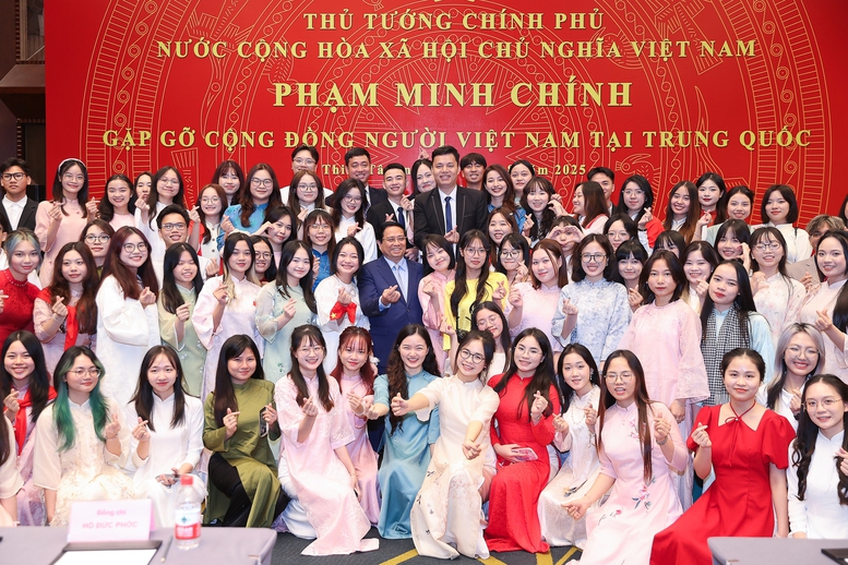 Thủ tướng chia sẻ với kiều bào tại Trung Quốc về không khí, tinh thần Quốc khánh trong nước- Ảnh 10.