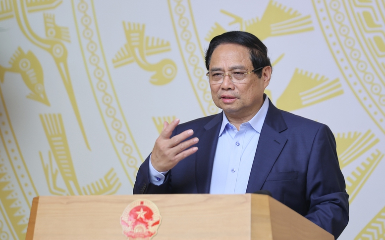Thủ tướng: Chậm nhất tới 2027 phải thiết kế, chế tạo, kiểm thử một số chíp bán dẫn cần thiết
