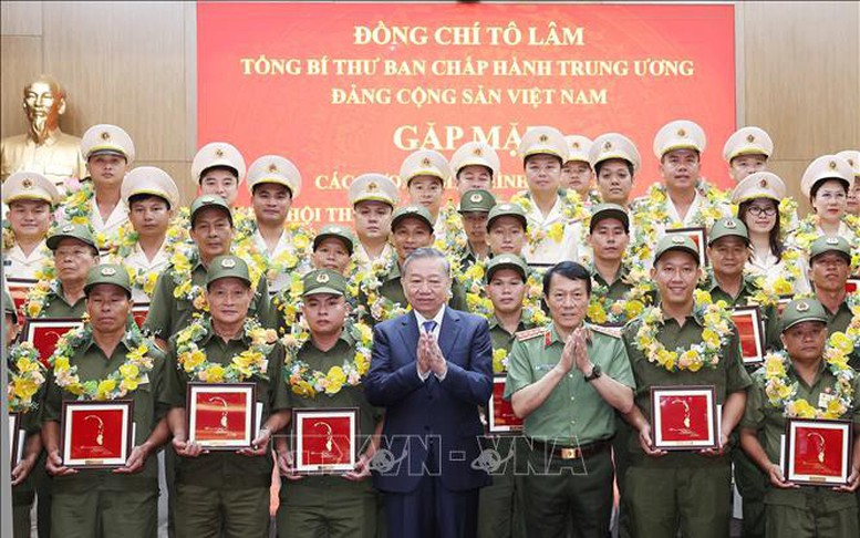 Tổng Bí thư Tô Lâm: Thi đua vì an ninh Tổ quốc có ở từng người, từ trong suy nghĩ, hành động và mọi công việc hằng ngày