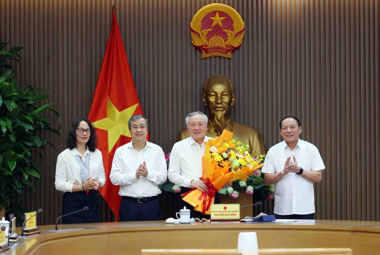 Sắc sảo trong đấu tranh, phản bác các quan điểm, sai trái thù địch trong tình hình mới- Ảnh 4.