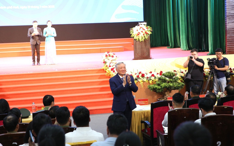 Phát biểu của Phó Thủ tướng Thường trực Chính phủ Nguyễn Hòa Bình tại Lễ phát động chung tay phòng, chống mua bán người năm 2025