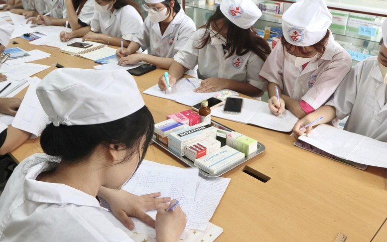 Kiểm định bắt buộc chương trình đào tạo đặc thù