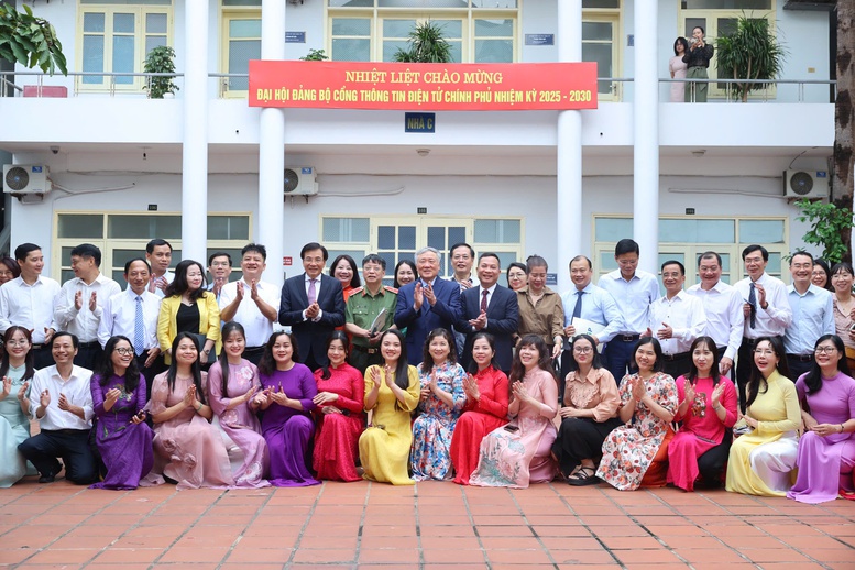 Thành công của Chính phủ có đóng góp quan trọng của Văn phòng Chính phủ- Ảnh 2.