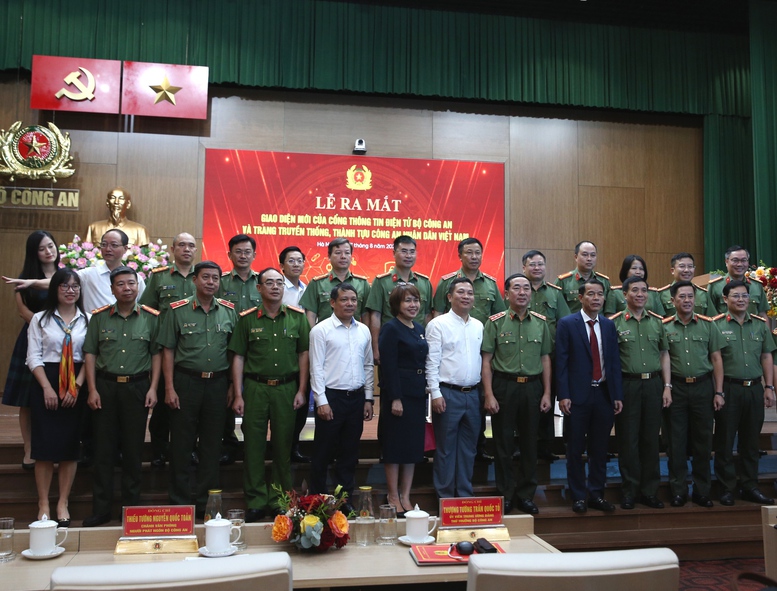 Lan tỏa sâu rộng các hoạt động kỷ niệm 80 năm Ngày truyền thống của lực lượng Công an nhân dân- Ảnh 6.